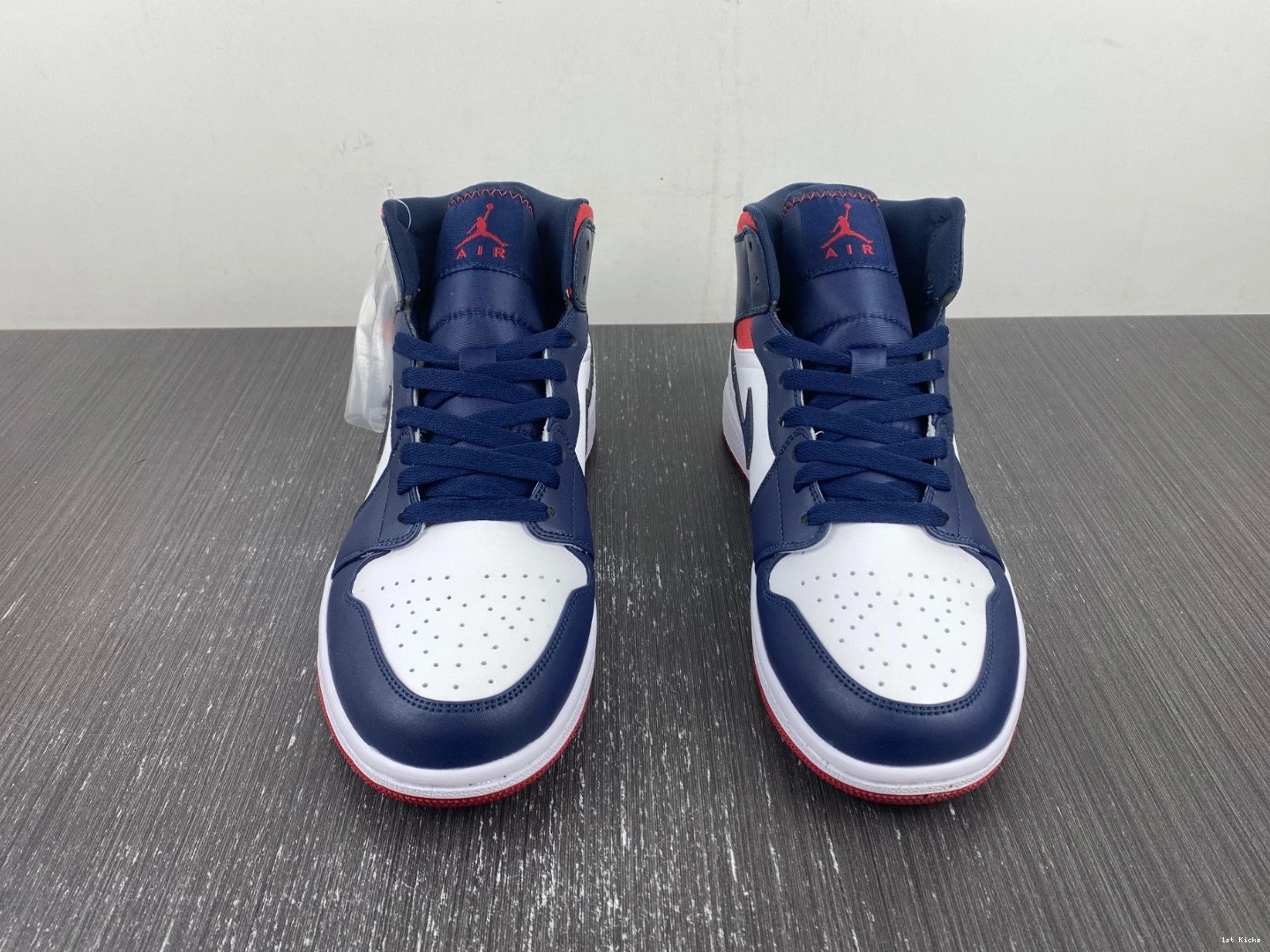 Jordan 1 USA Mid - 852542-104 SE 0518
